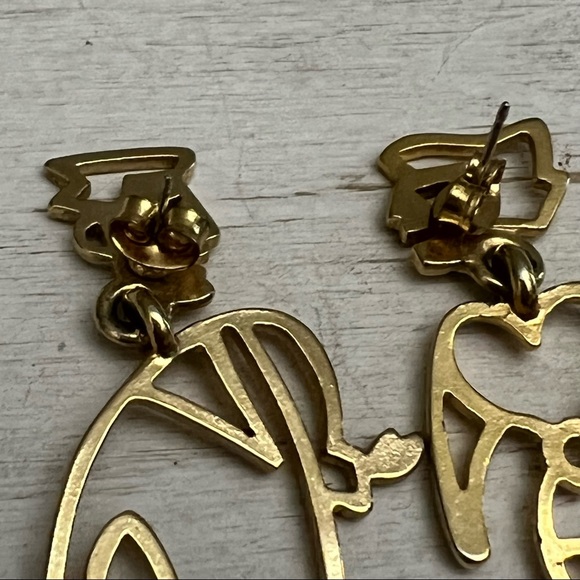 Artisan Vintage Gold Tone Eclectic Man and Woman Earrings - Picture 6 of 11